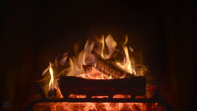 Crackling Fireplace & Smooth Jazz Music Ambience - 4K Cozy Night Jazz Ambience