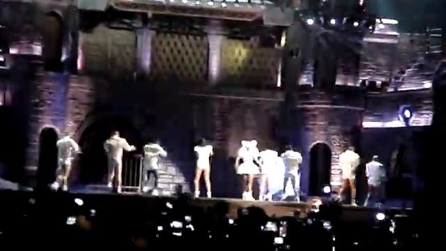Lady Gaga - Bad Romance (Mexico 2012)