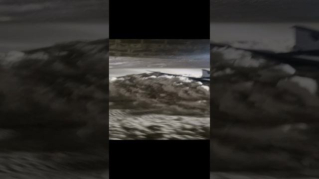 Мини погрузчик 4х4 чистка снега передним отвалом