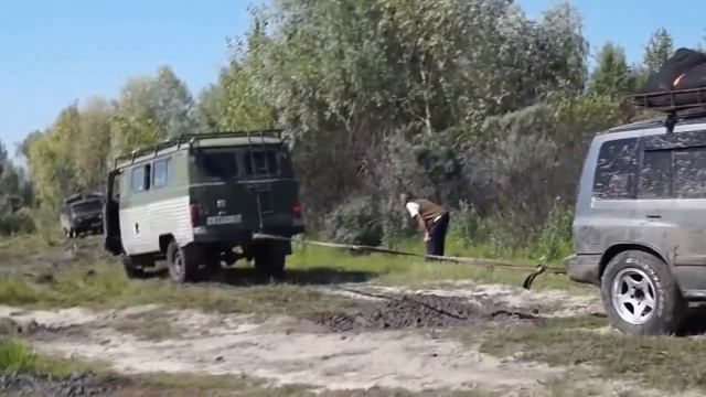 Эскудо УАЗ  МАЗДА  Кипринские луга 2016 год