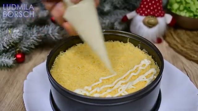 салат новогодний снежок.mp4