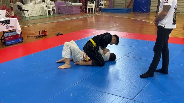 Бой BJJ в Gi серые/желтые пояса, до 62 кг. Рамиль Сеттаров vs Иван Шевелев (R) "Rock&Rolling17"