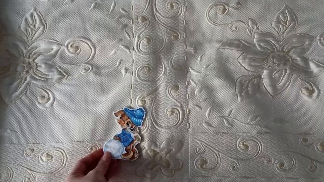 152. Вышивальный декабрь 2024. Химера "У костра". Миниатюры на пластике.