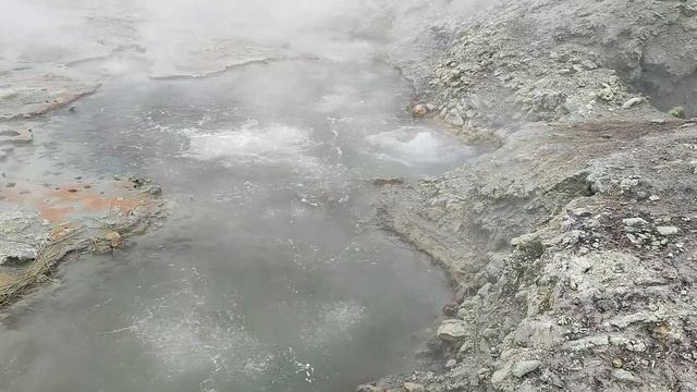 Остров Янкича, фумаролы (2024.07.20)