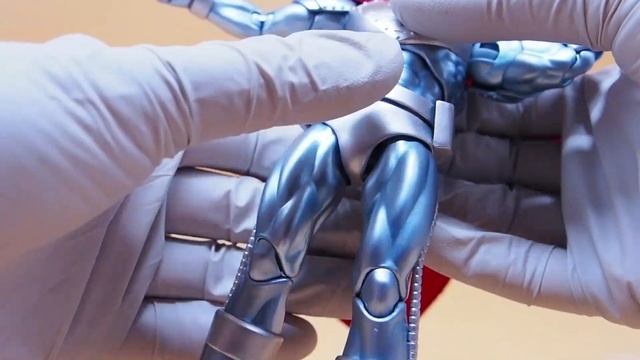 Mafex Superman Steel Figure Review