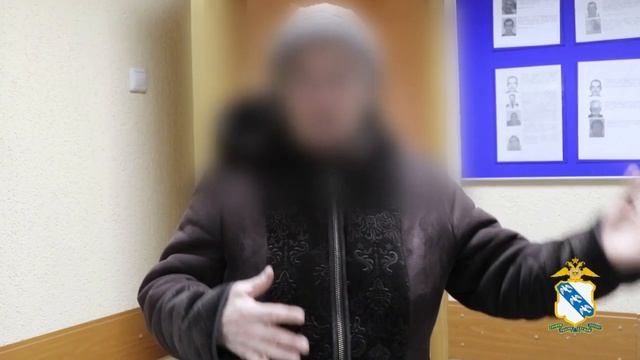 Женщина в Курске пыталась устроить пожар в МФЦ. Она хотела подать сигнал спецназу ФСБ на вертолете
