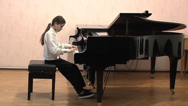 Рыжова Арина (6 класс). П.Чайковский. Ноктюрн Фа мажор.