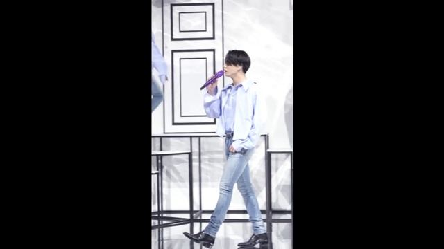 BTS Memories 2020
BANG BANG CON The Live Solo CAM Jung Kook (Jamais Vu)