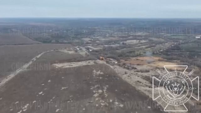 Обнаружение и уничтожение замаскированной вражеской 122-мм САУ 2С1 «Гвоздика» на окраине приграни...