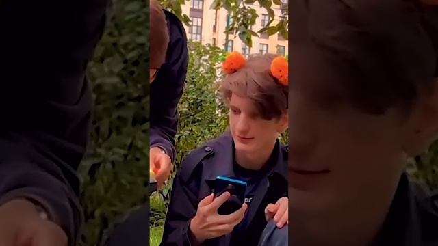 Нежданчик АСМР НА РАЗНЫХ ЯЗЫКАХ