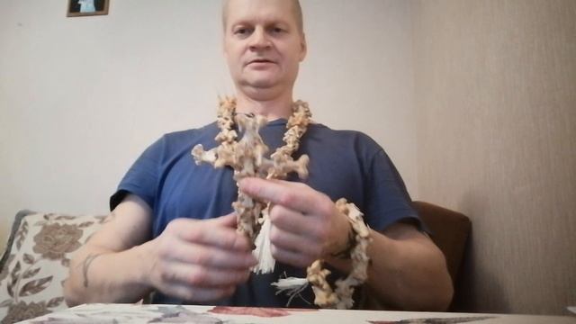 Крест из шеек индейки