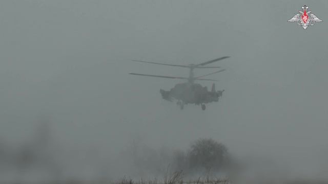 Экипаж армейской авиации на вертолете Ка-52м уничтожил живую силу и опорный пункт подразделений ВСУ