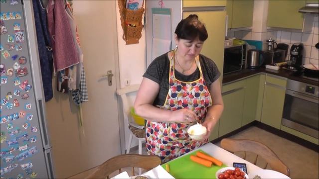Рулетики из баклажана и кабачка