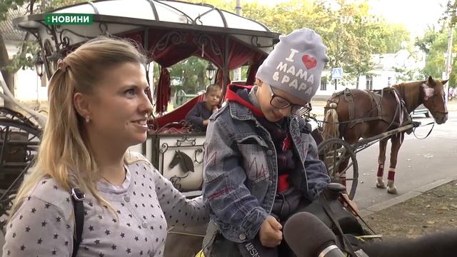 У Миколаєві для дітей з ДЦП та аутизмом проводять іпотерапію