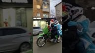 🎅Вот такой Байк Мороз колесит по Екатеринбургу со снегурочкой и поздравляет жителей с Новым годом!