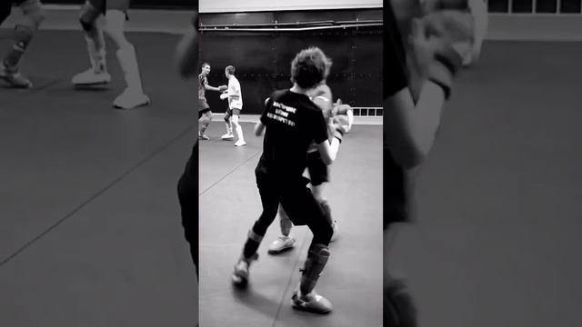 «Ura-mawashi geri” Отработка в паре