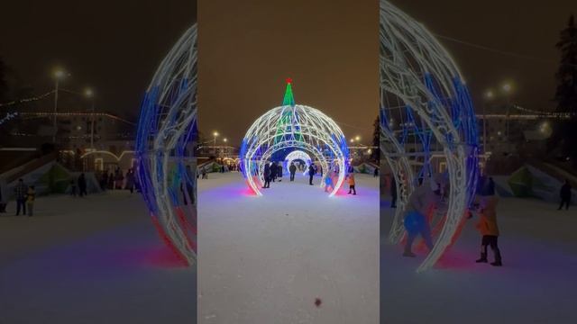 С наступающим Новым годом!