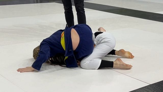 BUSHIDO PRO CUP BJJ/Молчанова Алина (R) vs Кирюшина Валерия/Infant Gi/Белые пояса/до 35 кг.