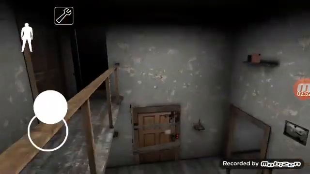 Греции ушла из дома