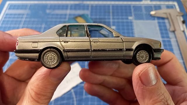 BMW Е 32 от GAMA Масштаб- 1:45?