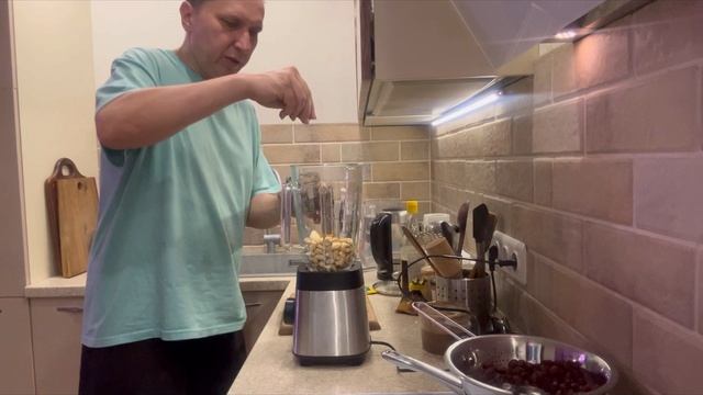 Веганскмй салат с фасолью и гренками