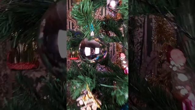Жми на видео, чтобы получить своё предсказание на 2025 год!