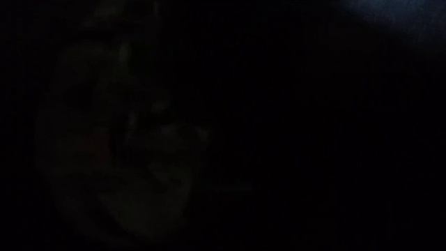 мы нашли заброшенный бункер.