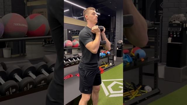 Кубковые приседания