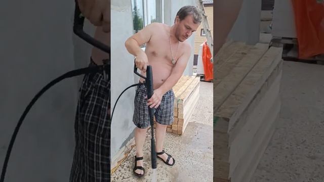 Что делаешь? Чем занимаешься? НИЧЕМ!)))