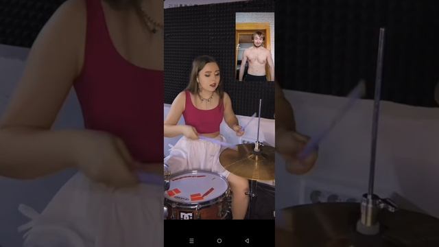 когда полюбила на 15 лет старше,а он не обращает внимание😞.mp4
