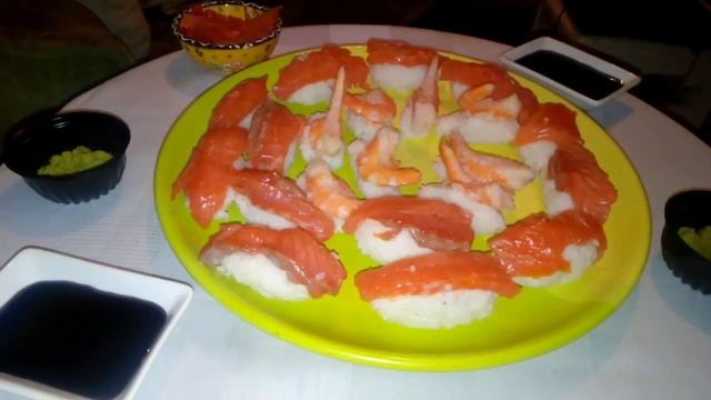 ДОМАШНИЕ СУШИ (НИГИРИ) / HOMEMADE SUSHI (NIGIRI)