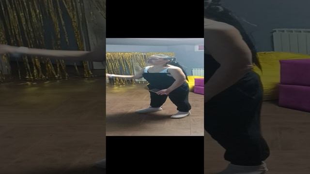 просто пою 😄