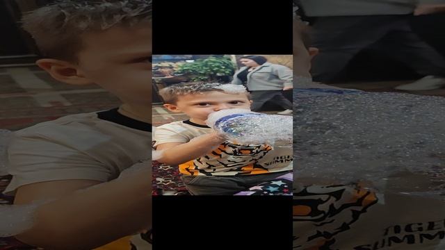мыльные пузыри,  сделал именнниника день