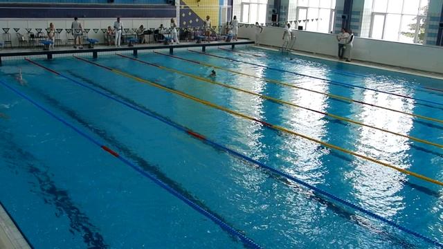 Алина 9 лет, областные соревнования 2017г комплекс 200М, 4 дорожка