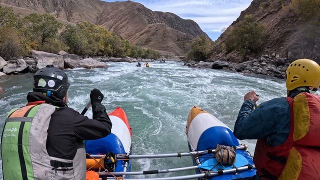 Между порогами