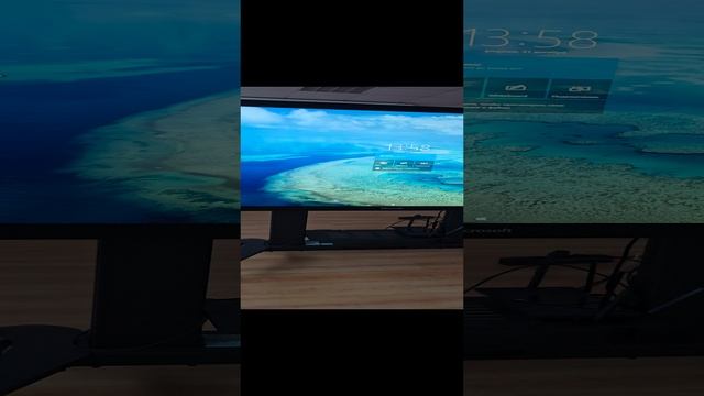 Обзор круговой Microsoft Surface Hub 84" (вертикальное видео, в конференц зале)