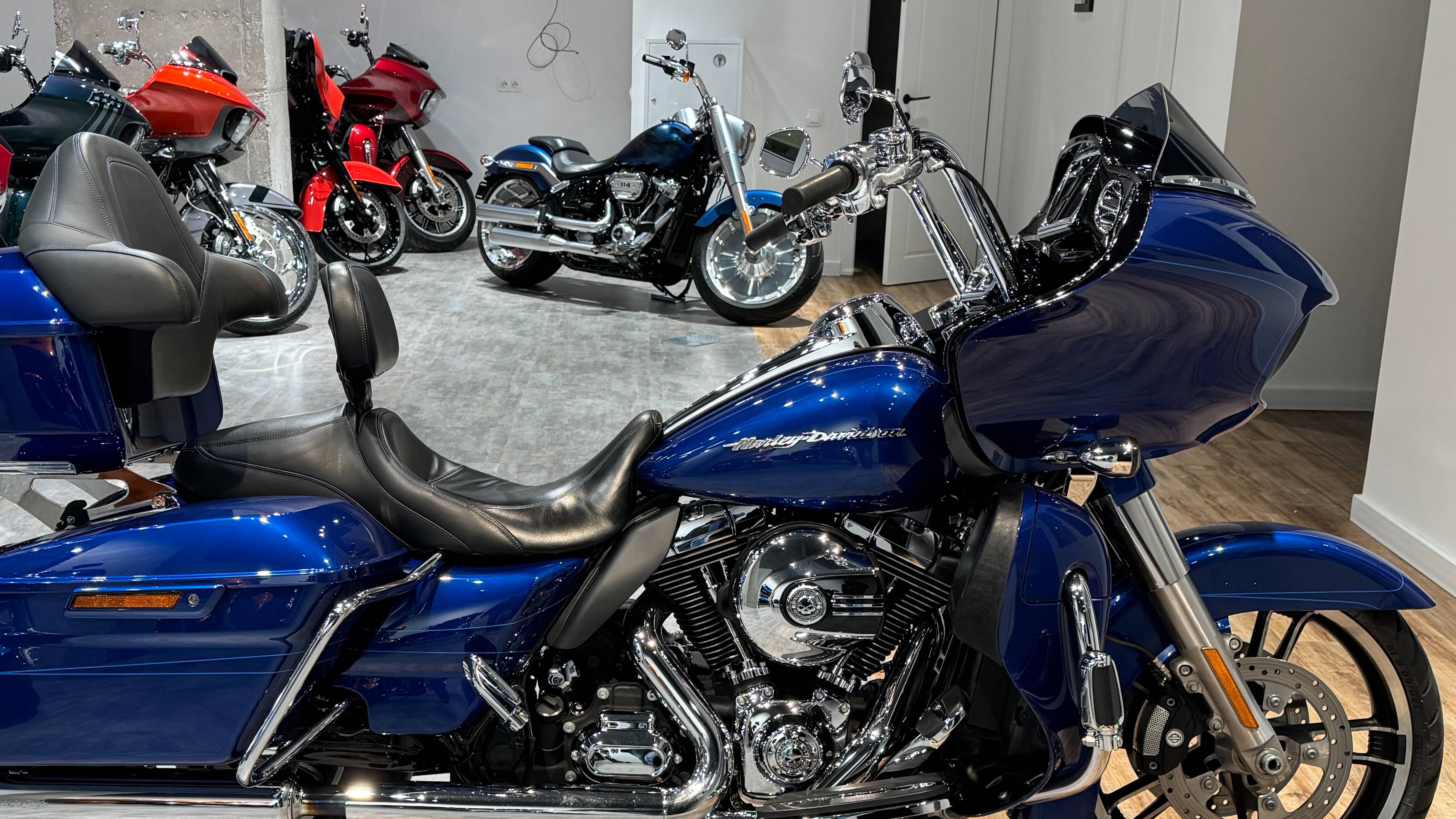 2015 Road Glide Blue Pearl