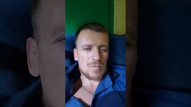 Свобода ничего не стоит, если она не включает в себя свободу ошибаться.#реки