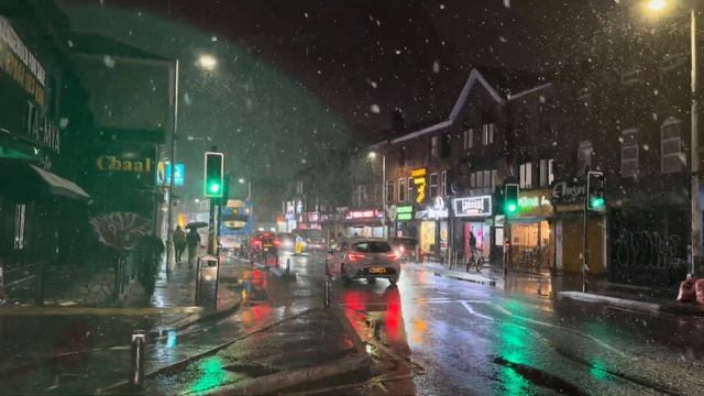 Снежная прогулка по Англии ⛄ Первый снегопад 2024 года ｜ Пешеходная экскурсия по Уилмслоу Роуд