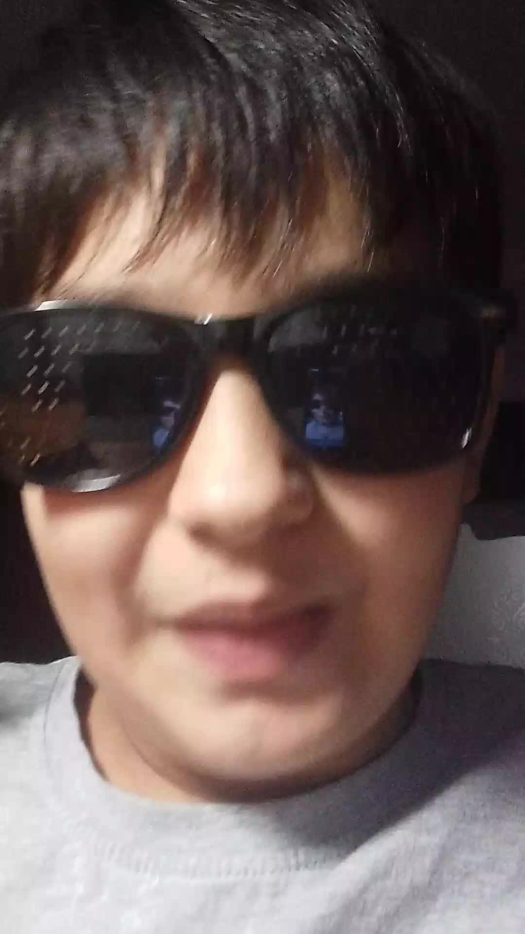 новогодний стрим. Отвечаю на вопросы, играю в игры