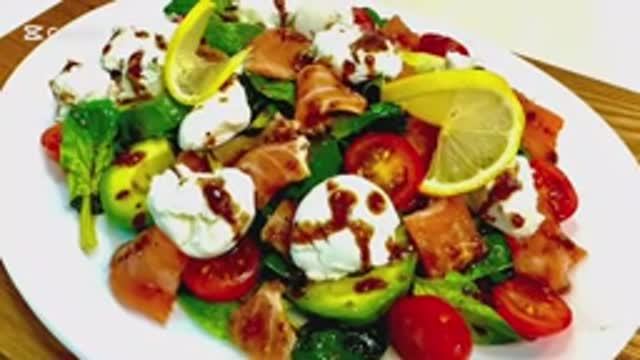 Французский салат с красной рыбой и рикоттой!