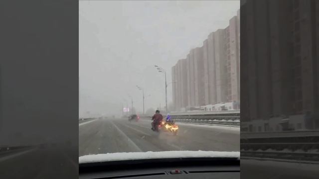 Когда поехал дарить всем новогоднее настроение