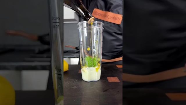 Салат с куриной грудкой и беконом.mp4