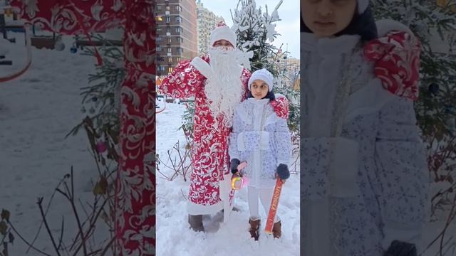 С новым 2025 Вас. 1000112327.mp4