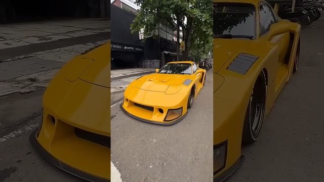 Mazda RX-7 amarelo 💛