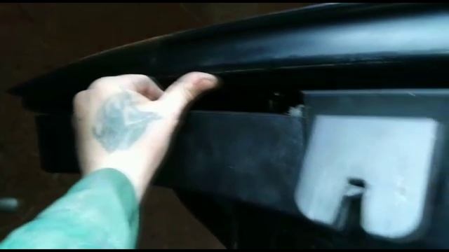 Как снять карту задней двери в AUDI A6C6 2008г