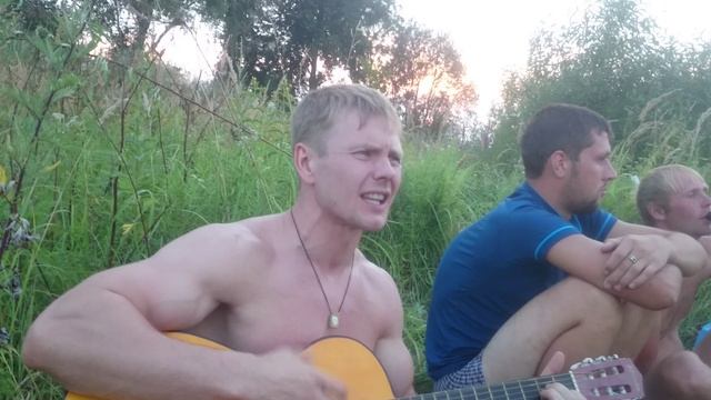 под гитару про наркоманку