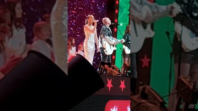 СМОТРИТЕ НА 5 ОМ КАНАЛЕ В 00:00 В НОВОГОДНЮЮ НОЧЬ!