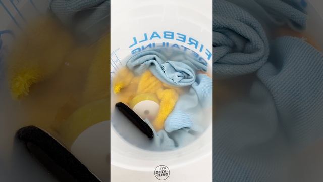 Отмывает самые сильные загрязнения Shiny Garage Enzyme #детейлинг #detailing #shinygarage