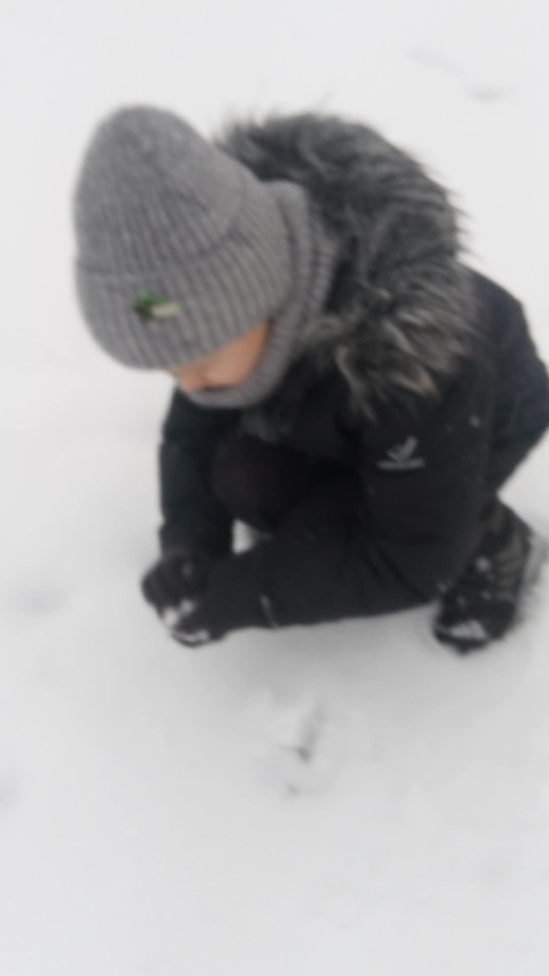 п